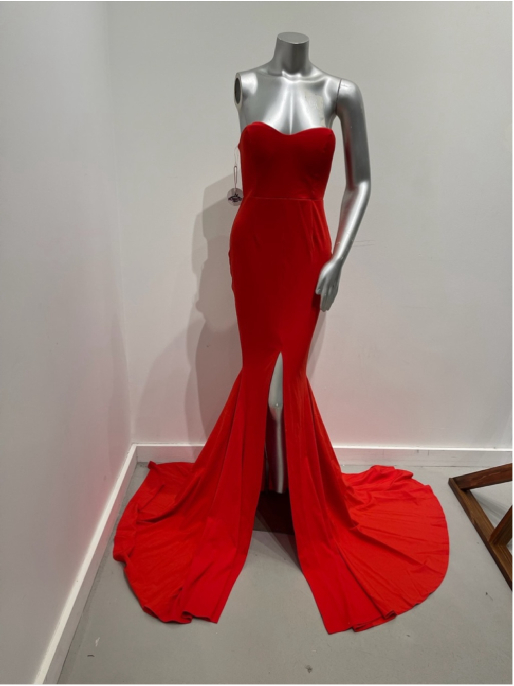 Missord Strapless Red Mermaid Evening Gown | NWT | Size Medium
